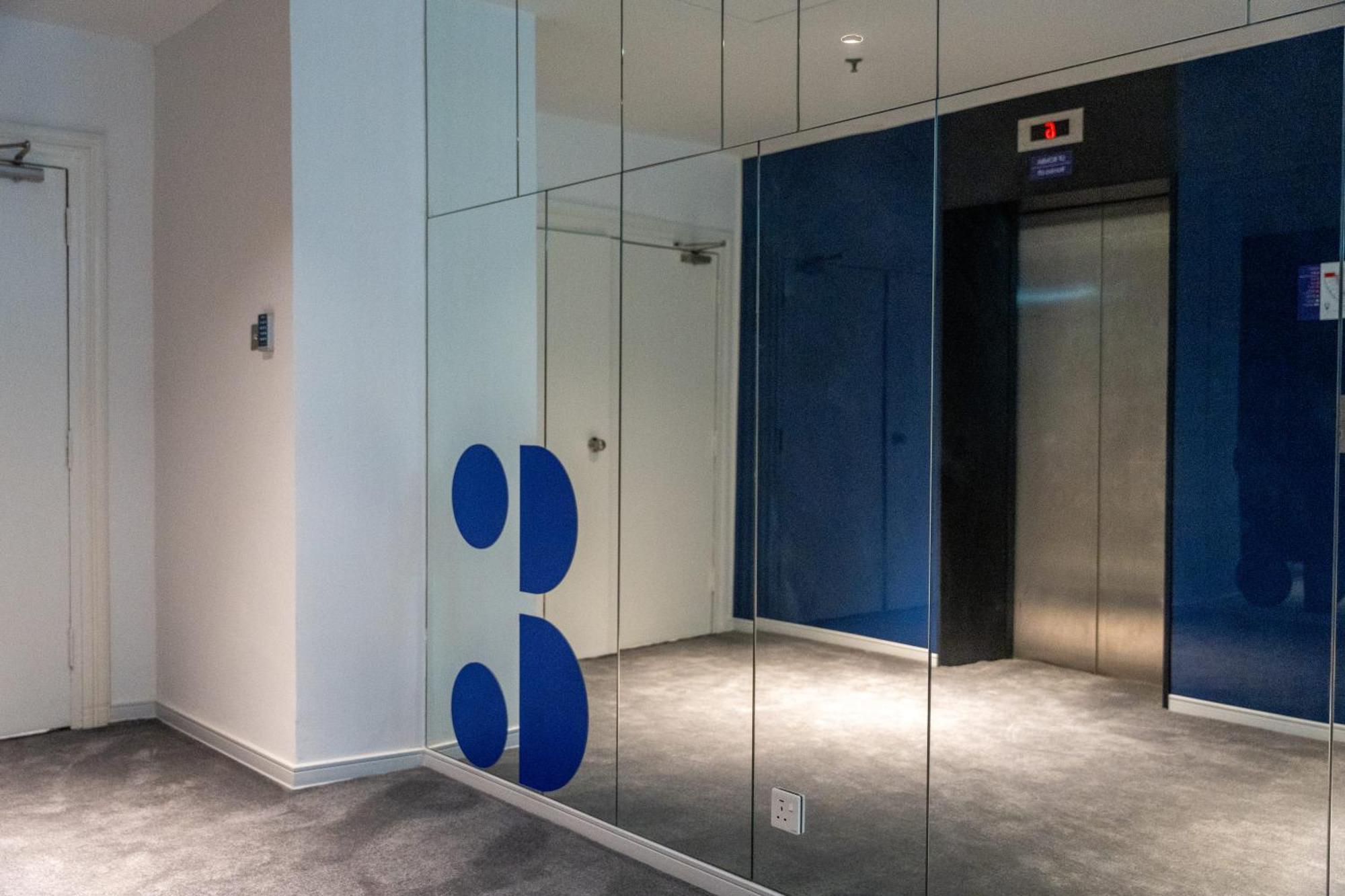 Ukiyo Suites Петалинг Джая Екстериор снимка